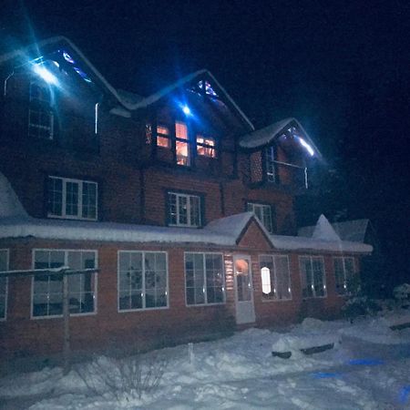 Cottage 12 Months Vorokhta Exterior foto
